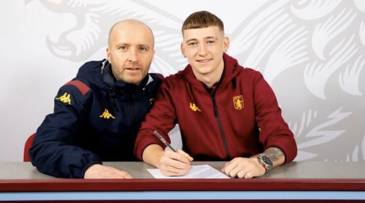 MoMoAVFC's tweet image. Louie Barry - “It feels great to arrive at a proper big club. The experience at Barça was great but it was just a way to get out of #WBA. The whole club is amateurish from top to bottom and the fan base is full of inbreds.” #AVFC [Birmingham Mail]