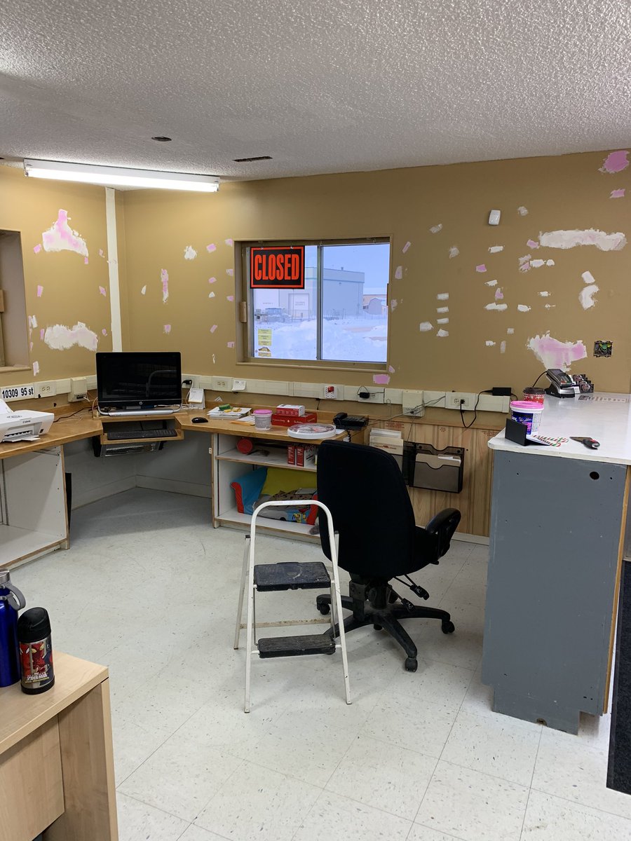 RayeSigns's tweet image. Renovations have started #new look #timeforachange #highlevelsbestsignshop