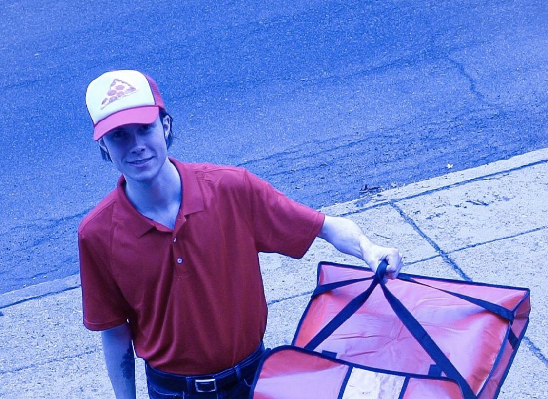 upsurgerecords's tweet photo. TOMORROW!!
Witness the adventures of Luke the Pizza Boy™️ in the video for Roll Up Roll Out by @thecotones🍕
The single will be accompanied by The Final Cut, produced by Steve Albini, on all platforms. https://t.co/OFHcg0DXQ0
