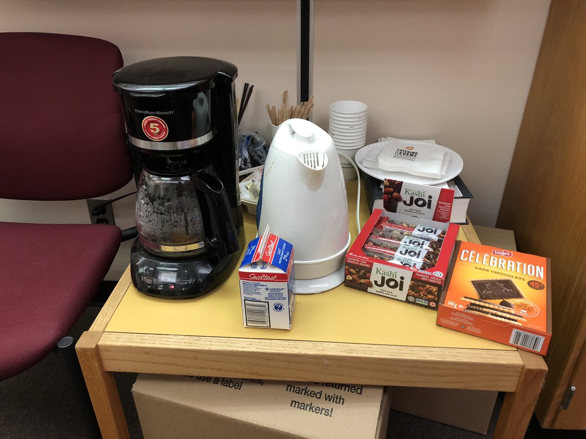 WritesArts's tweet photo. Coffee’s brewing and we now have snacks! Come join us for the first Arts/ENV #WaterlooWrites of the term!
@uwaterlooARTS @UWaterlooWCC https://t.co/osgUvEekgq