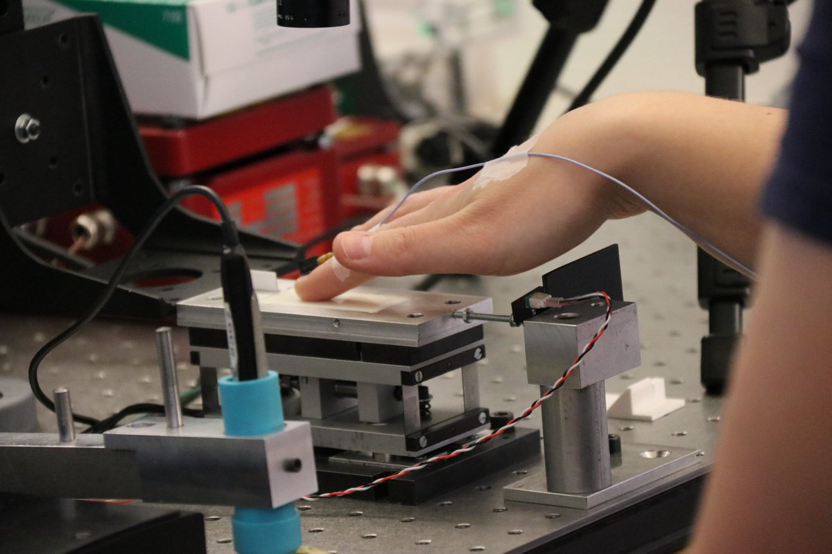 FEMTO-ST (@femtost) on Twitter photo Comprendre le sens du toucher : Etude expérimentale #tactile <a href="/FemtoSt/">FEMTO-ST</a> dans le cadre <a href="/GDR_TACT/">GDR_TACT</a> croisant des compétences pluridisciplinaires #neuroscience #biomécaniqueducontact #psychophysique avec <a href="/labo_lamcos/">Labo de Mécanique des Contacts et Solides LaMCoS</a> <a href="/SapienzaRoma/">Sapienza Università di Roma</a> @univamu <a href="/MINES_StEtienne/">MINES Saint-Étienne</a> @univbourgogne Comprendre le sens du toucher : Etude expérimentale #tactile <a href="/FemtoSt/">FEMTO-ST</a> dans le cadre <a href="/GDR_TACT/">GDR_TACT</a> croisant des compétences pluridisciplinaires #neuroscience #biomécaniqueducontact #psychophysique avec <a href="/labo_lamcos/">Labo de Mécanique des Contacts et Solides LaMCoS</a> <a href="/SapienzaRoma/">Sapienza Università di Roma</a> @univamu <a href="/MINES_StEtienne/">MINES Saint-Étienne</a> @univbourgogne