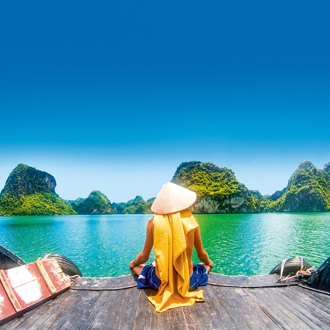 TUIUK's tweet image. Our flexible tours are all led by local experts, so you can count on the most authentic experiences. Think sunrise tai chi in Vietnam, Bedouin sleepovers in Jordan, and lunch with astronauts in Florida 👩🚀 #TUITalks