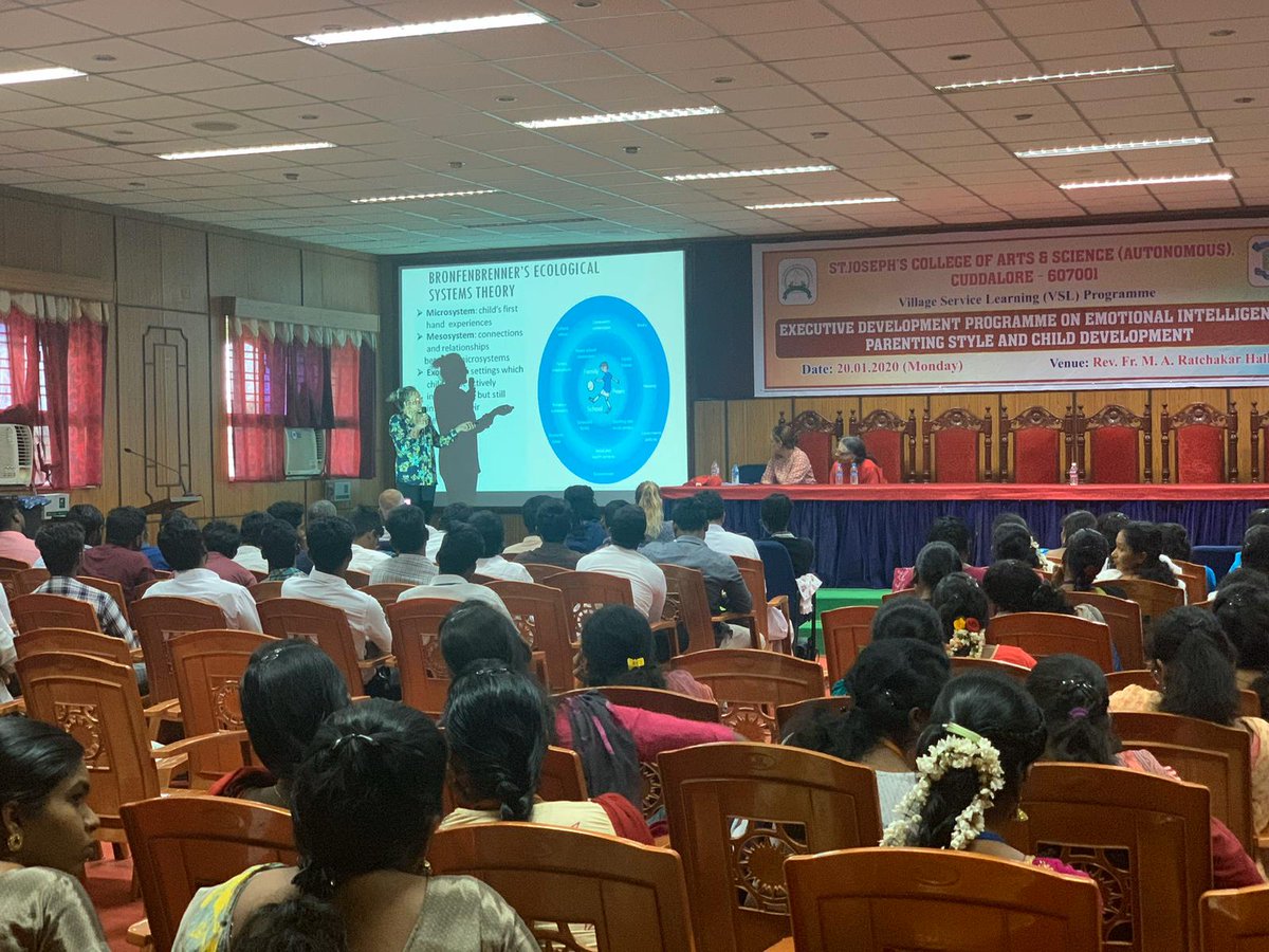 mparv's tweet image. This week @UCBofficial Lecturers delivered a seminar on Emotional Intelligence in Practice to the staff and students of @sjctnc as part of their Village Service Learning programme. Thank you for having us! @svetalovska @UCBChildEd #TeamUCB