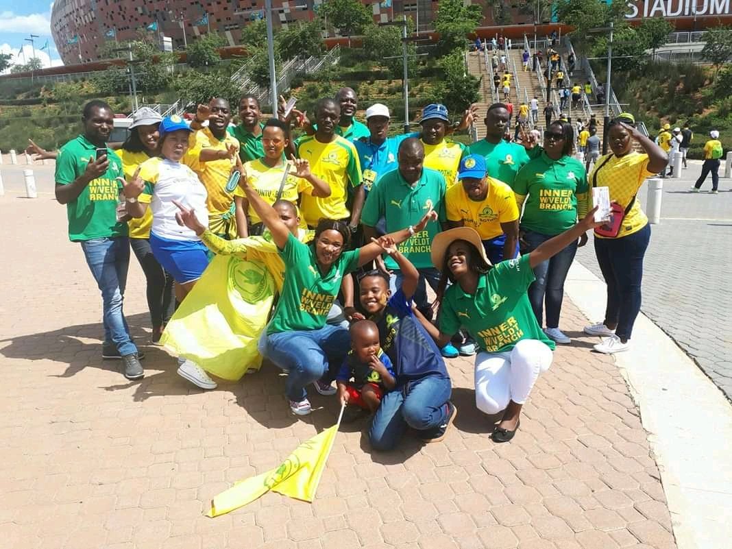 InnerWinterveld's tweet photo. 🚨Attention @Masandawana🚨

We are pleased to announce that we have Inner Winterveldt Branch. Please follow @InnerWinterveld to get latest updates/events about the branch and @Masandawana
For more information please contact: 0663751767 and  0787174327
👆🏾👆🏾
#Sundowns #Downslive https://t.co/SUs1byzcX3