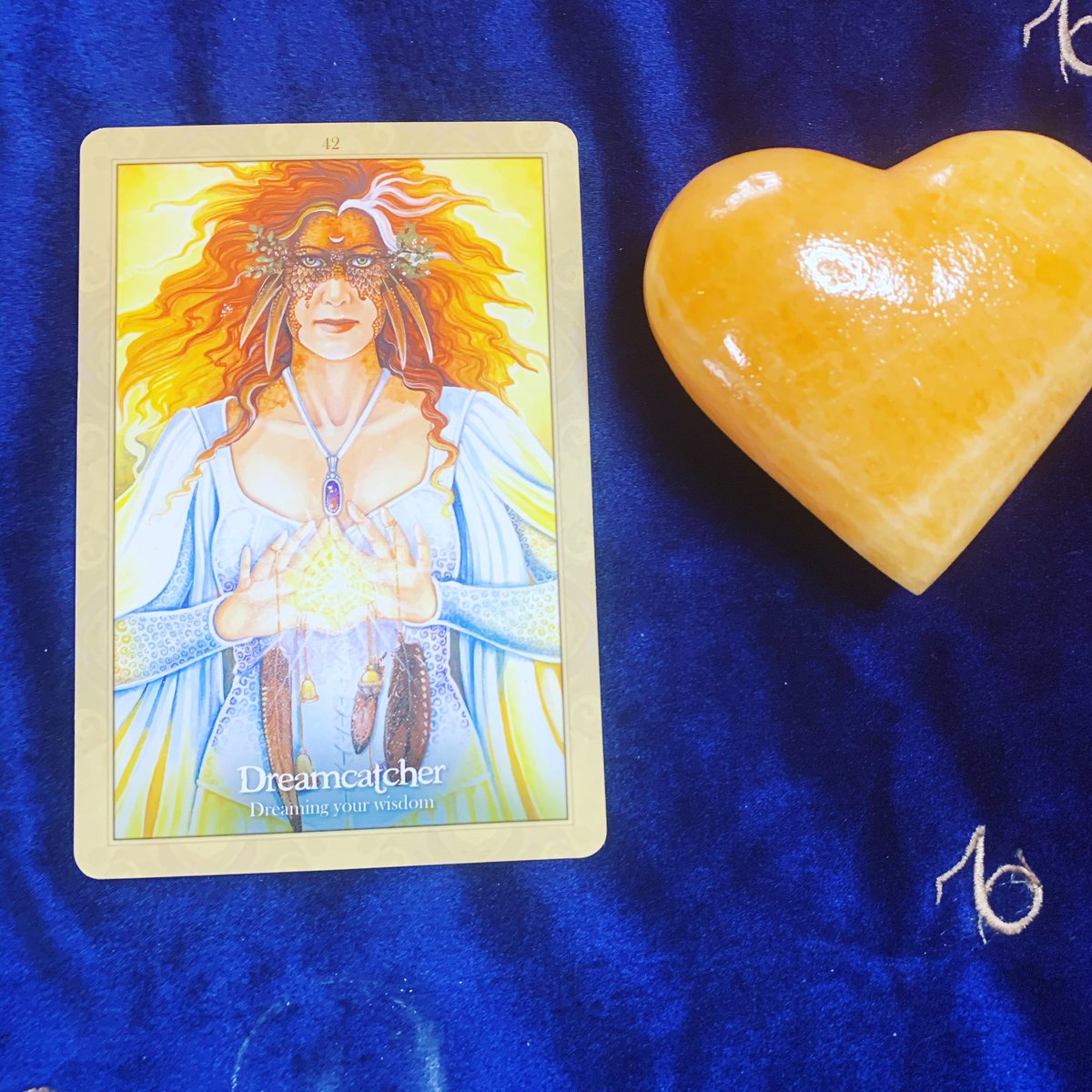 psychic_my's tweet photo. Pay attention to your dreams #oraclecardreadings #dailytarot #tarot #psychic https://t.co/qUWiQICTmo