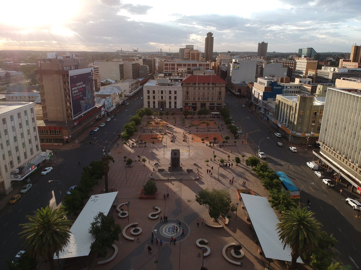 LeGoodySA's tweet photo. Forgot to post these the other day.... 🤭 I think Drone photography is my other calling 😂

📍Bloemfontein 
     Hofmans Square https://t.co/lrcJ8UsU0i