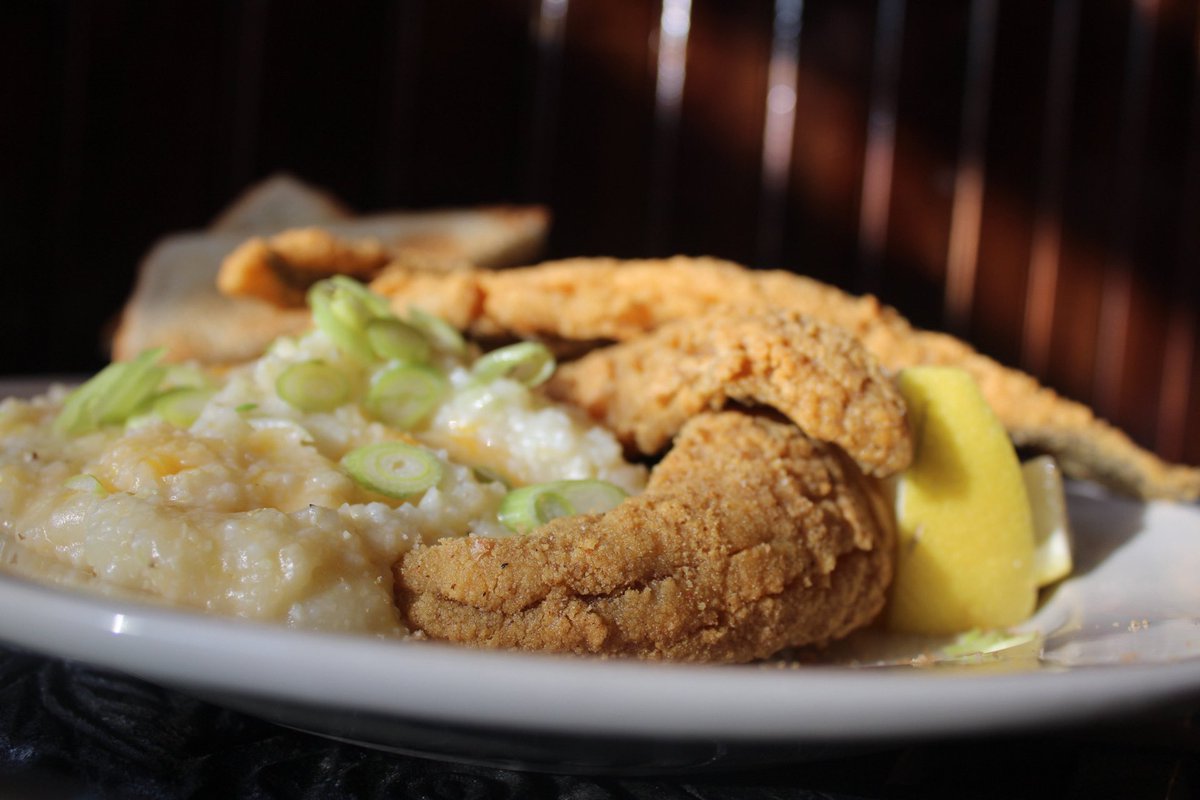 fish and grits <a href="/Brotherly/">Augustine Nnaemeka</a> Grubs New Cafe 7135 Germantown Ave #brunch #uptownphilly #Phillyfoodie