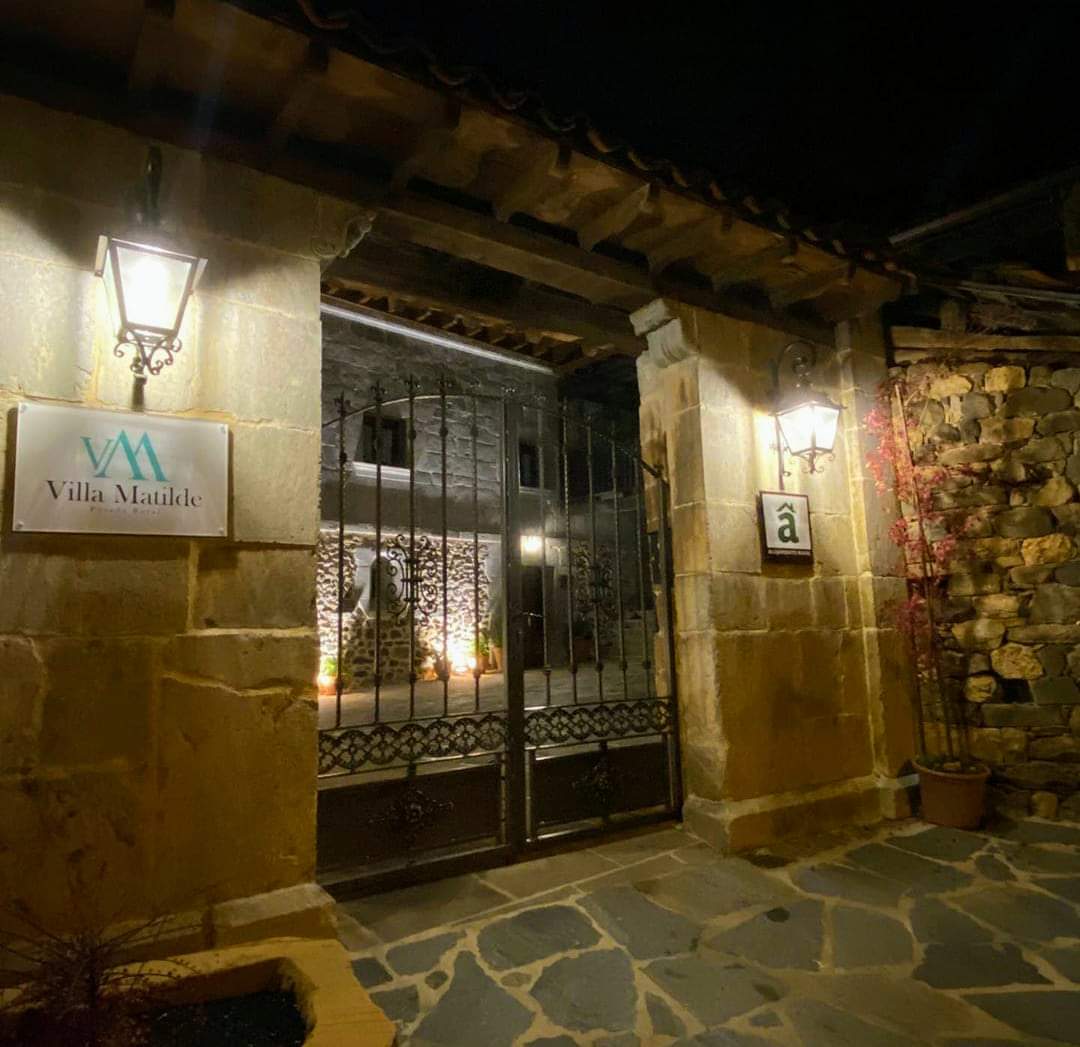 Rabago_Rionansa's tweet photo. La #PosadaRural #VillaMatilde, #proyecto subvencionado por el #GrupodeAcciónLocal #Liébana, ha sido seleccionada por la Red Rural Nacional como uno de los 15 proyectos de grupos Leader de toda España que se presentarán en #Fitur2020.
 https://t.co/wNT1kFzTvn https://t.co/1pE8QUMJ85