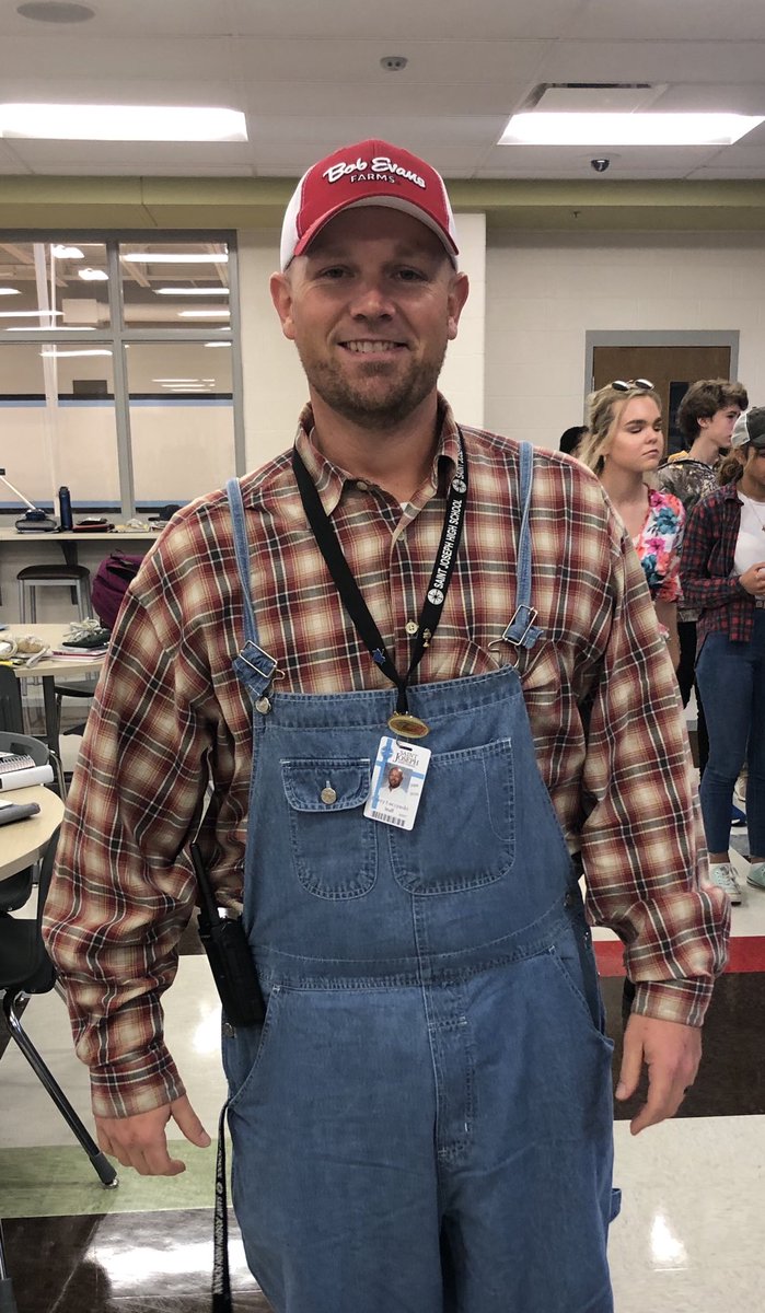 SaintJoeHigh's tweet photo. Geography pop quiz: Which regions of the USA are identified by the following styles? #SpiritWeek #Homecoming #RegionDay https://t.co/b1h77NHB8A