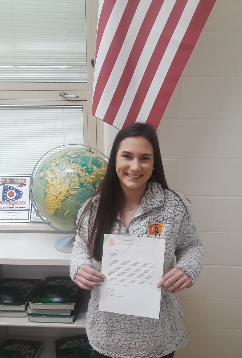 Congratulations to Emily Hornberger on her acceptance to the University of Findlay.
She plans on majoring in animal science with a minor in biology, chemistry, &amp; business. Her goal is to then move on to Vet School.
Way to go Emily, we are all very proud of you!!!!!
👍🎓🐄
