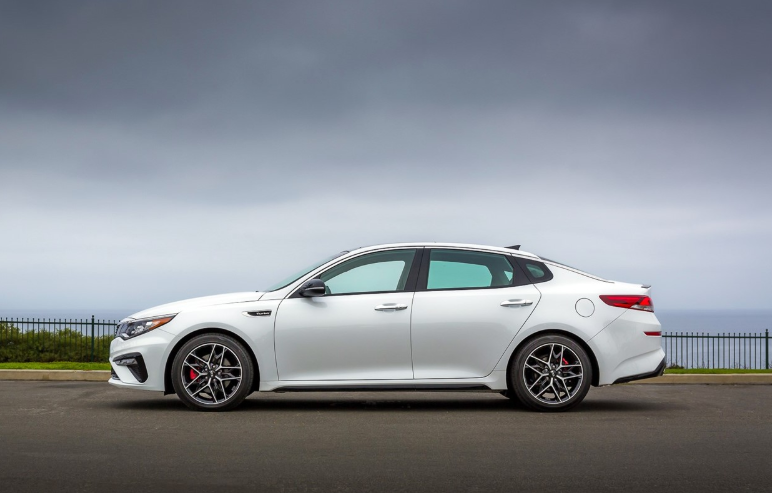 KiaWesleyChapel's tweet photo. The #Kia #Optima just screams style. https://t.co/mjEtip7rCR