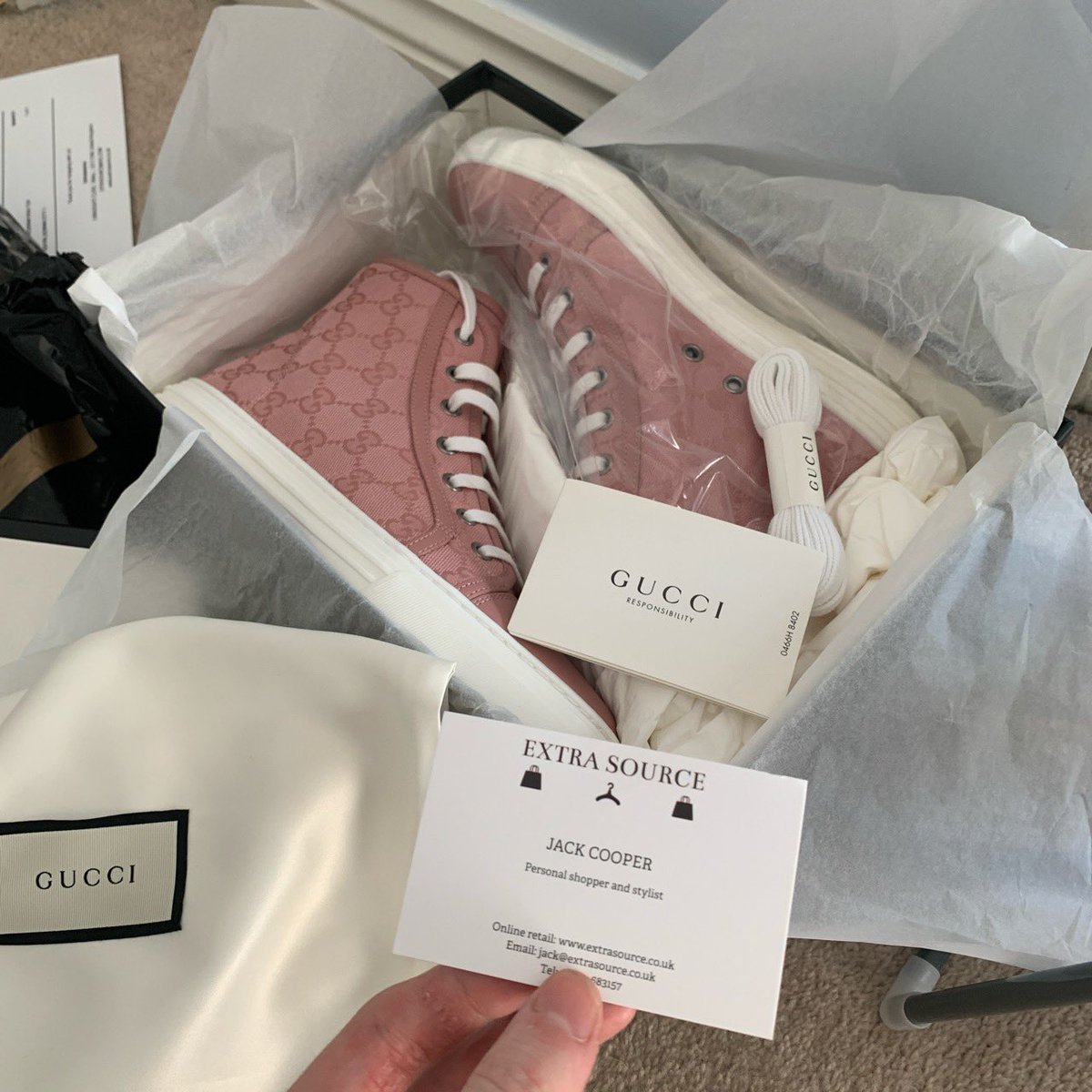 SourceExtra's tweet image. FOR SALE : 
GUCCI MONOGRAM HIGH TOPs 

EU37.5 | £275 | ONLINE NOW