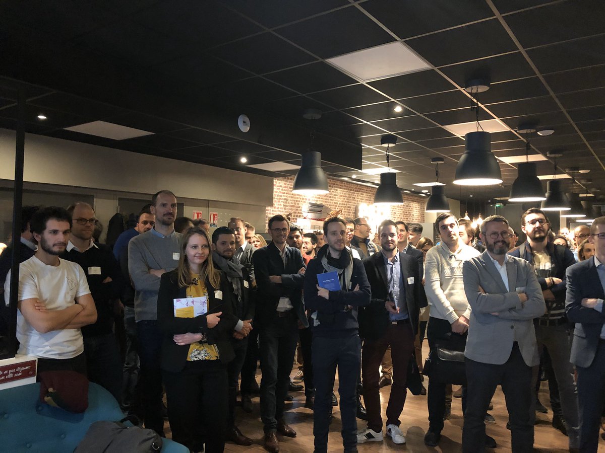Digitaleague's tweet photo. [Kickoff] #lyon c’est parti !
On est nombreux ce soir 😊
Bienvenue ! https://t.co/fh3yZlePY7
