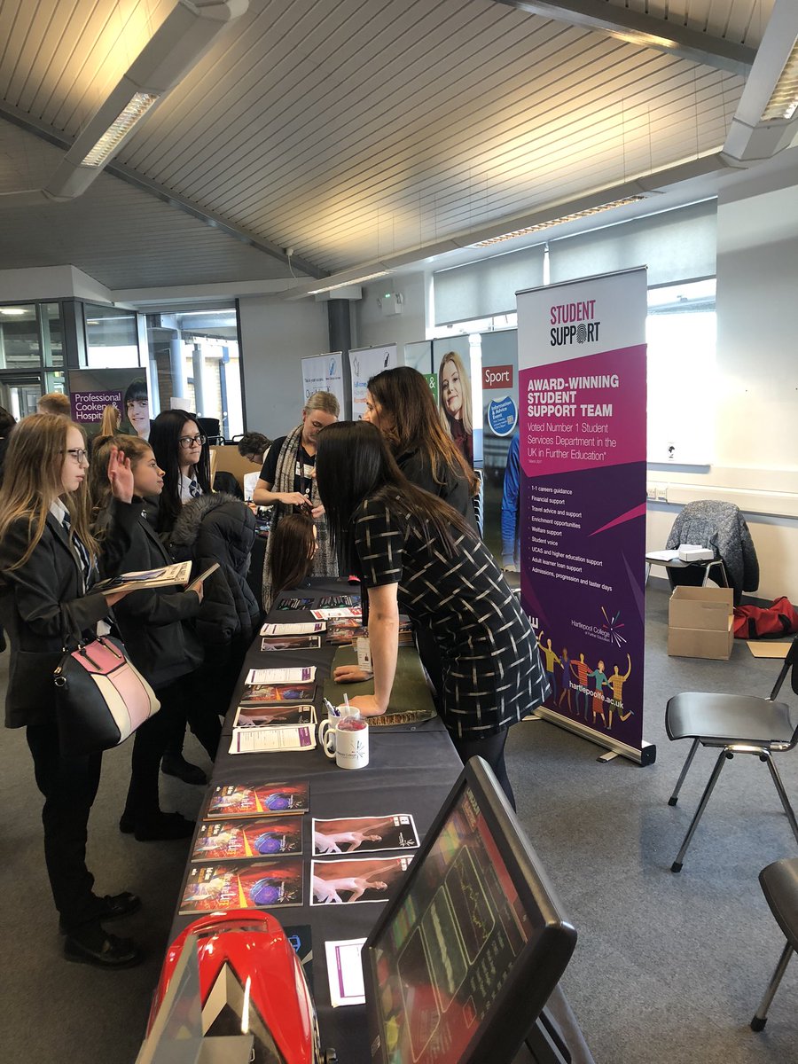 HCFEAdvisers's tweet photo. We love inspiring and encouraging students to think about their careers and today has been great fun @WellfieldSchool careers event. We pride ourselves on offering professional, impartial advice to students 😃 https://t.co/BP4kdeGlwQ