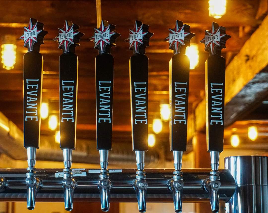 We're hiring! Bartenders, servers, bar-backs, and shift-leads. Apply here! levantebrewing.com/blogs/news/wer…