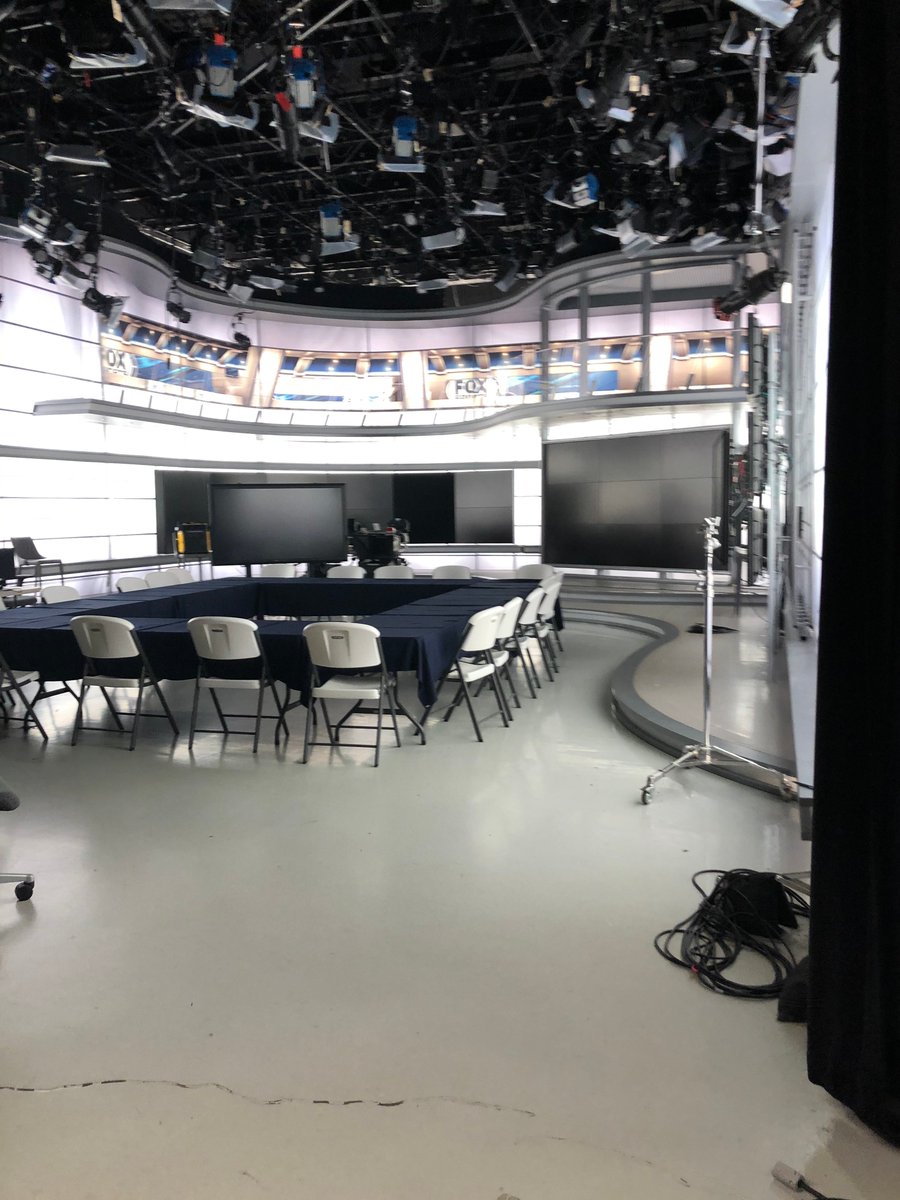 Here are some behind-the-scenes photos from spending my morning with @FOXNASCAR. Got to do a Meet and Greet Breakfast and Studio Tour there with <a href="/TeamBJMcLeod/">BJ McLeod Motorsports</a>. Such a cool experience, thanks for having us!