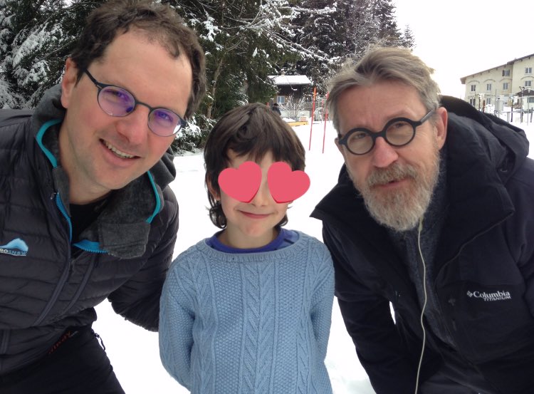Souvent absent et occupé ces dernières années - content que mon métier apporte aussi à ma famille de belles opportunités de rencontres hors du commun ! 

Merci <a href="/gourmaud_jamy/">Jamy Gourmaud</a> de la patience avec A., 6 ans, et à toute l'équipe pour agréable journée de tournage au #ColDePorte !