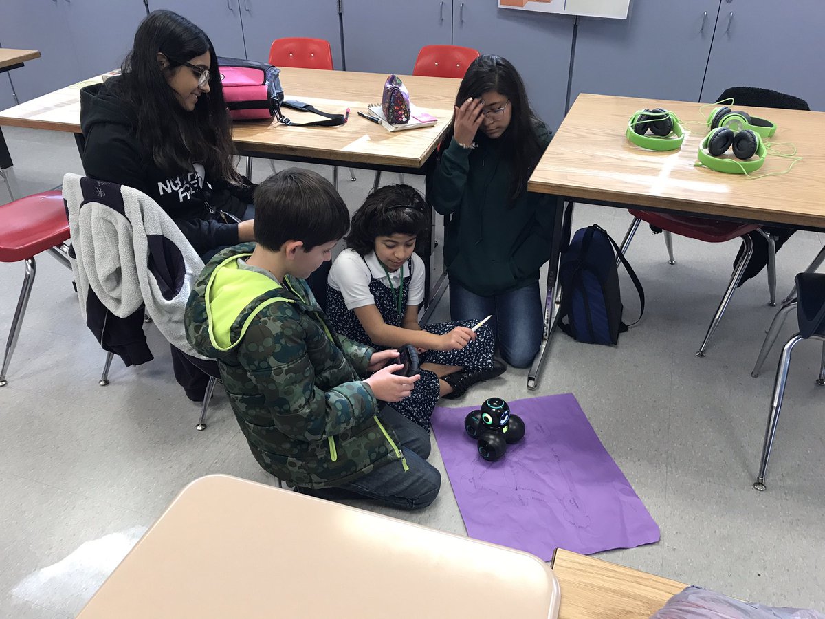 Kristen Jones tweet media