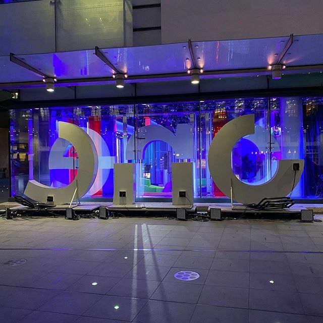 JeremyBuxton's tweet photo. Taking our new @BBC staff members to watch the @bbctheoneshow live in the studio, after a day of induction #BBCUpfront @bbcacademy - and @rufussewell is on tonight #legend https://t.co/Ppq7OhXGVi