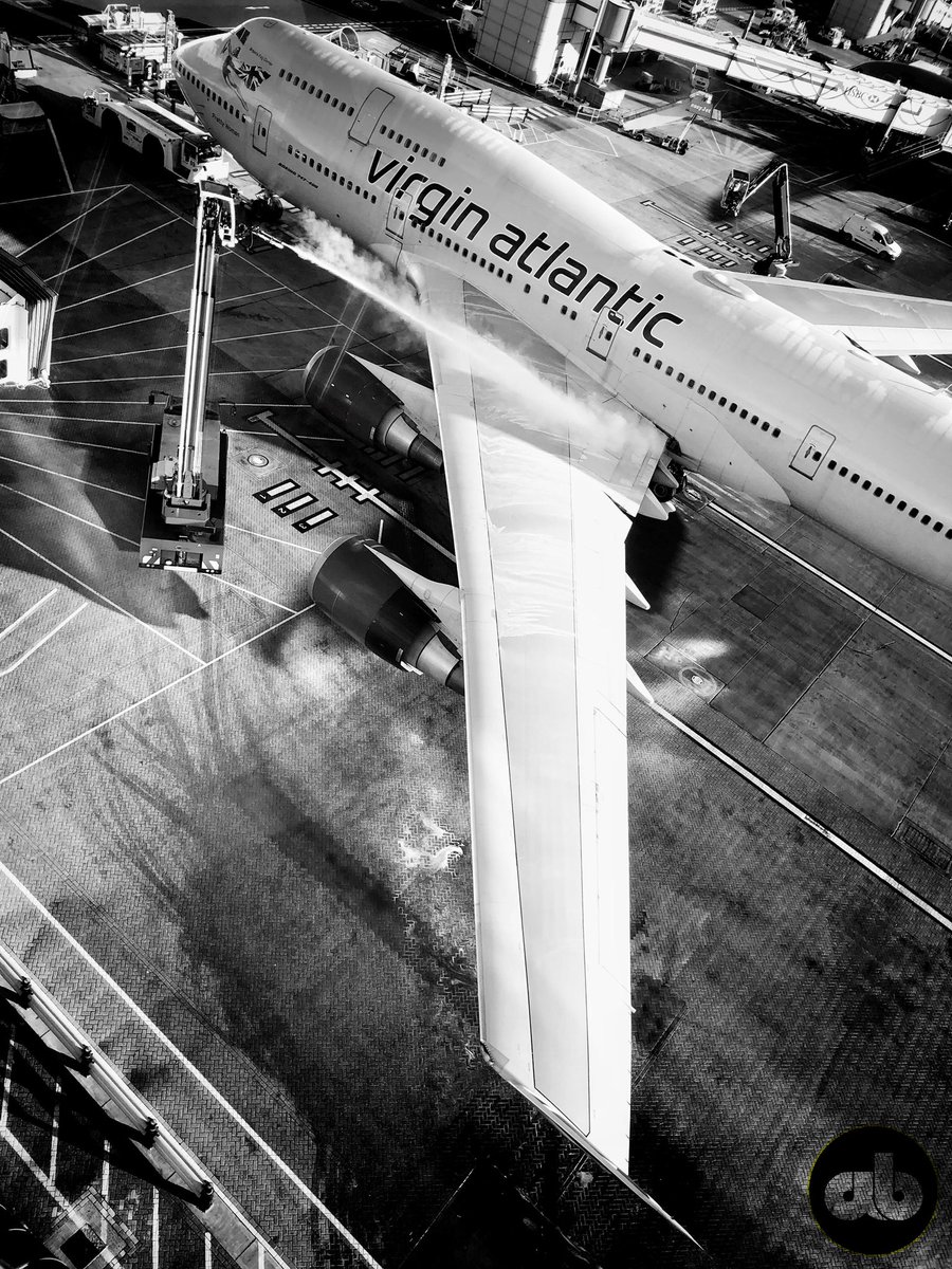 AWBPhotography's tweet photo. A cold start this morning for @VirginAtlantic 747. Also today marks the 50th anniversary of the @BoeingAirplanes 747 first commercial flight #aviation #aviationphotography https://t.co/cF43DABlks