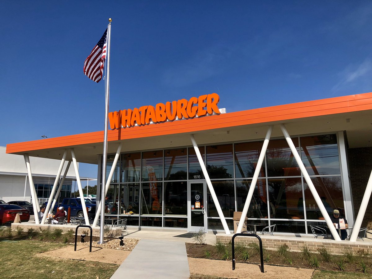 BettieCrossTV's tweet photo. The new @Whataburger restaurant design is making its debut today in Austin. What’s different? Floor to ceiling windows, outdoor patio seating and a larger 100-seat dining area. Right now there’s just one and it’s located at 1616 E. Oltorf. https://t.co/r7PceF75OB