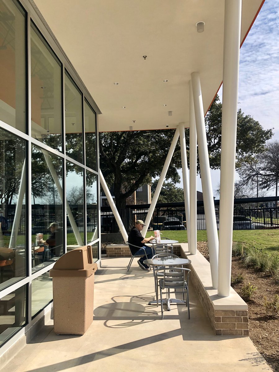 BettieCrossTV's tweet photo. The new @Whataburger restaurant design is making its debut today in Austin. What’s different? Floor to ceiling windows, outdoor patio seating and a larger 100-seat dining area. Right now there’s just one and it’s located at 1616 E. Oltorf. https://t.co/r7PceF75OB