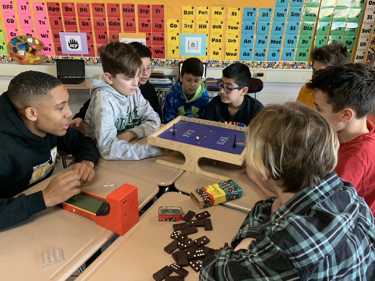 MsBenton19's tweet photo. Finding our genius during Genius Hour Exploration. #AR5 https://t.co/Gyxg4aYmWi