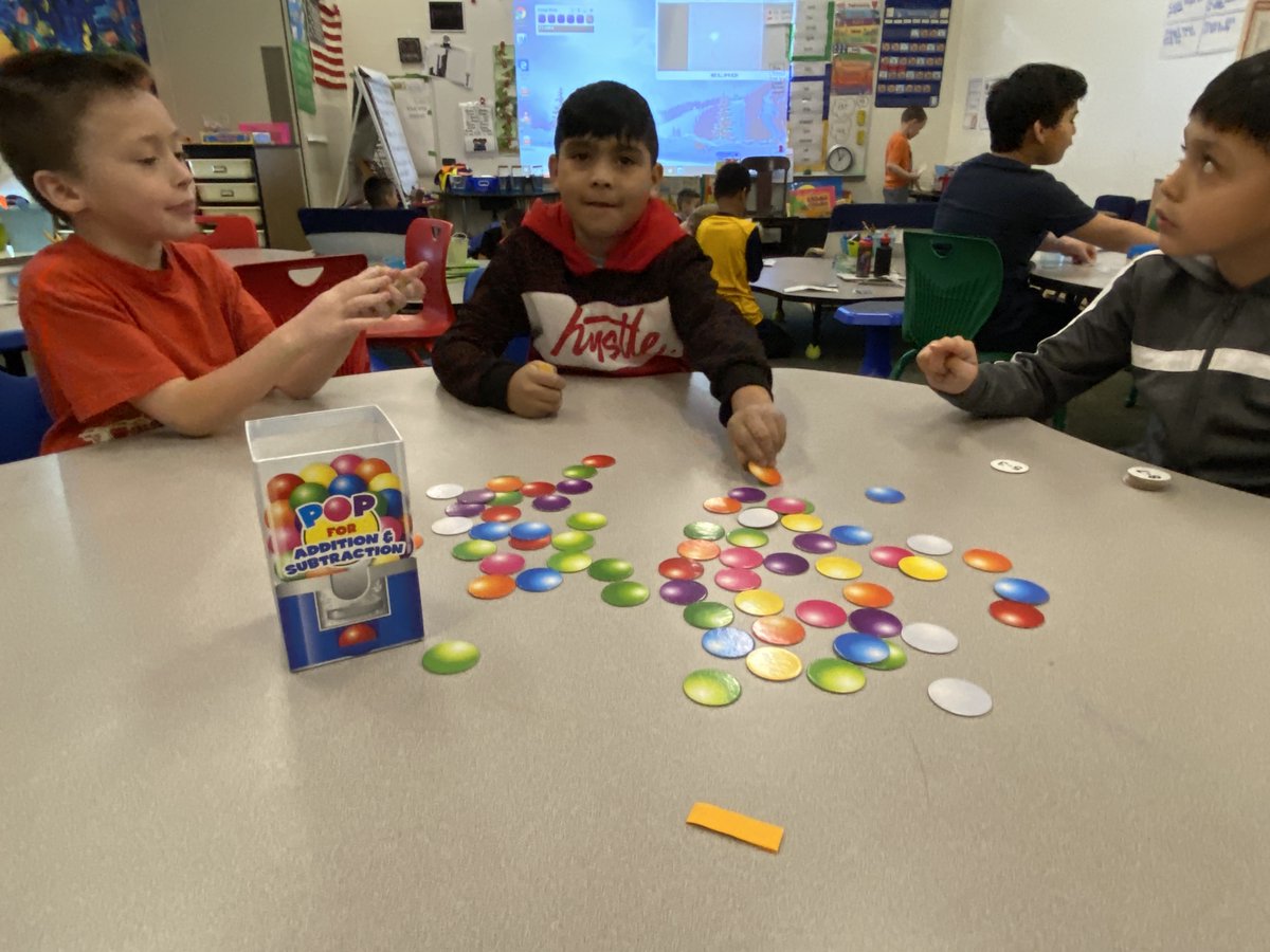 HpsmiSchools's tweet photo. (Potter) Redwood Twitter Competition!
#MathDaily3
#MathWithFriendsIsFun
#SocialSkills
#HartfordRising
#HandsOnMath https://t.co/1fDOy5VL0I