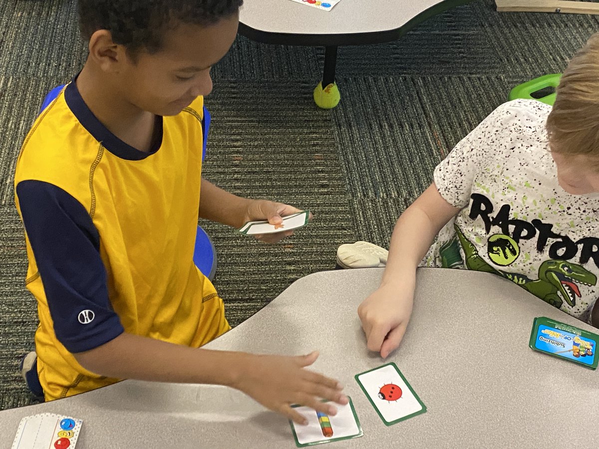 HpsmiSchools's tweet photo. (Potter) Redwood Twitter Competition!
#MathDaily3
#MathWithFriendsIsFun
#SocialSkills
#HartfordRising
#HandsOnMath https://t.co/1fDOy5VL0I