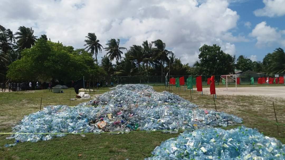 ismail_fazeel's tweet photo. Shaviyani feydhoo ah dhimaavefaivaa rahgirumaai kuneege massala ah  miyadhu mivanee avas halleh beynunvefa.
@MoEnvmv @EPAMaldives @ibusolih @MohamedNasheed @shaheeym @DrHussainHassan https://t.co/g27OfeFiqz