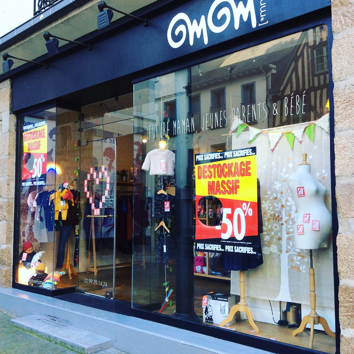 mmfuturemaman's tweet photo. .
❤️ -50 % ❤️
.
🔝 sur tout le magasin !!!! 🔝
.
💥petits prix💥
.

#soldes #-50% #surtoutlemagasin #mmfuturemaman #rennaise #rennes #ruevasselot #bonnesaffaires #petitsprix https://t.co/JxhYTE2PoS