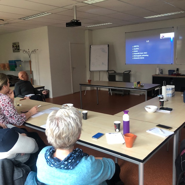 Vandaag werd er bij de Highcare Academy de cursus voor meldkamer centralisten met de aandachtsgebieden cardiologie, pediatrie en obstetrie gegeven! 😊

#werkenbij #Highcare #academy #cursus #meldkamer #centralisten