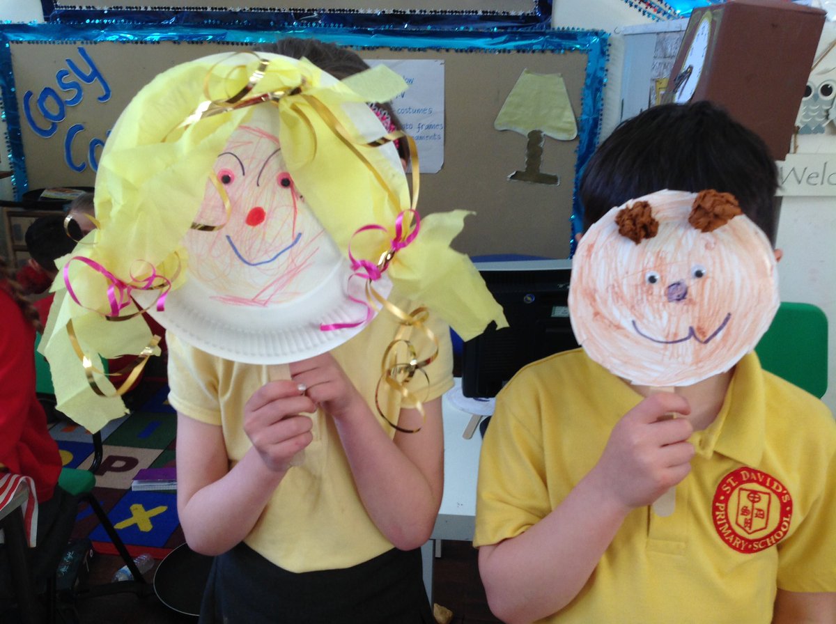 stdavidsrc2017's tweet photo. Dosbarth Un have been super busy this afternoon making some fantastic Goldilocks masks to help reenact the story. #creativeambitiouslearners #onceuponatime @sewalesEAS @BrimbleGaynor #goldilocks https://t.co/ddunTYNVIF