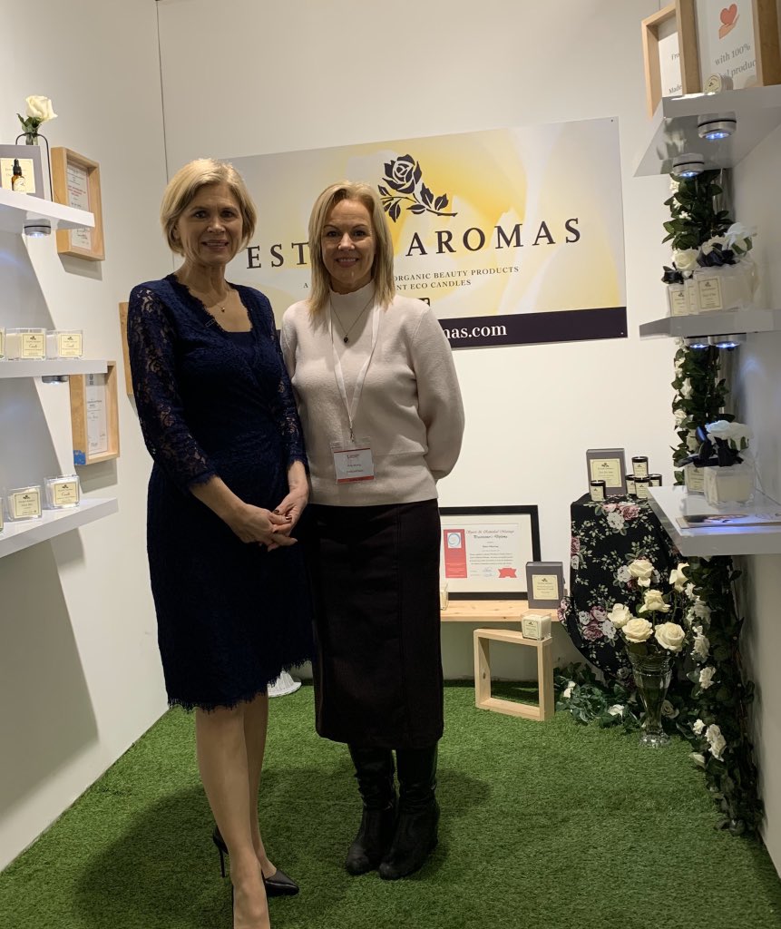 Estersaromas met with Anne Cassin today, such a lovely lady.@<a href="/RTENationwide/">RTÉ Nationwide</a> <a href="/LEOCorkNW/">LEOCorkNorthandWest</a> <a href="/TheRDS/">The RDS</a> #makingithappen #localenterptise <a href="/DCCIreland/">Design & Crafts Council Ireland</a>