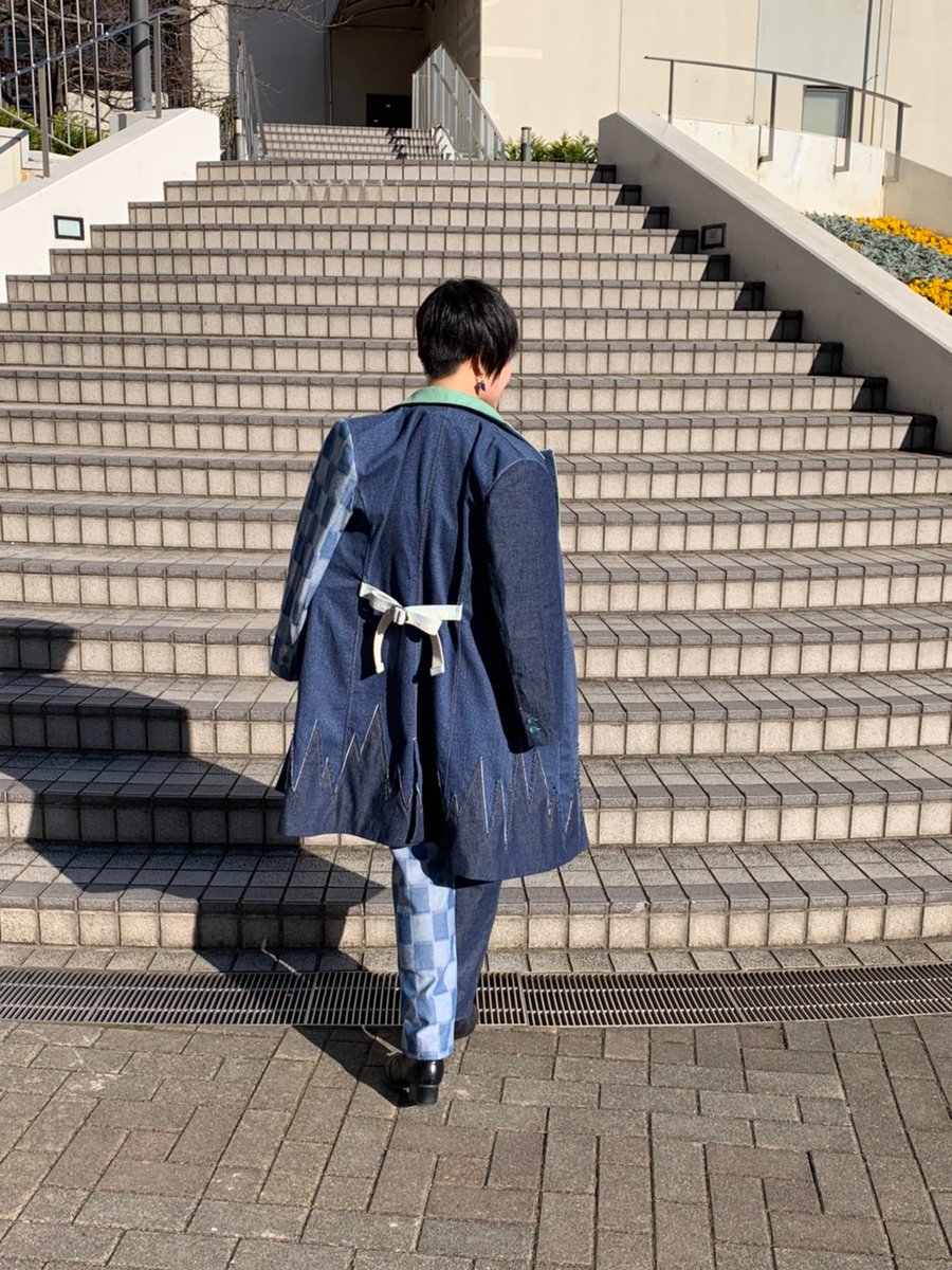 kumagayakoromo's tweet photo. 課題で製作した📍風ジャケット👔
レポート用にポトレしました📷
photo by のんちゃ(@MonokuroMsk)!
技量が凄まじいので見てほしい
これ無加工なんですよ…
#Patchiness https://t.co/rNEfWN2U6g