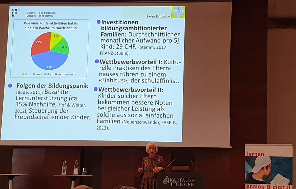 rabeahuber's tweet photo. @MargritStamm spricht am #Lehrmittelsymposium über Chancengerechtigkeit. Zum Thema Schuleintritt und bildungsambitionierte Eltern kommen Schlagwörter wie Bildungspanik, Wettbewerbsvorteile, Förderaktivitäten. Als Neu-Mami hinterlässt das gerade gemischte Gefühle. https://t.co/s8OkzD6aud