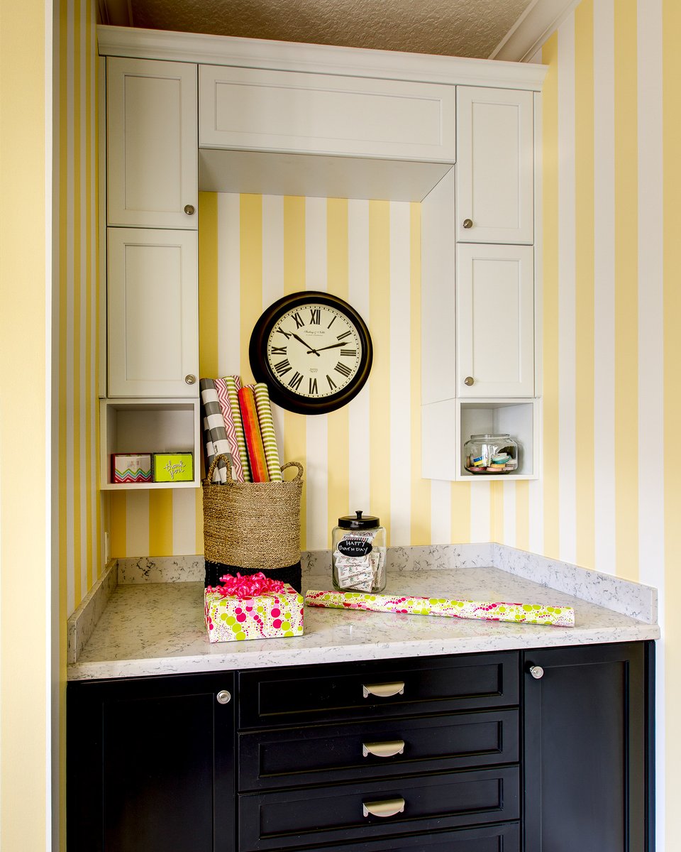 NealCommunities's tweet image. Who says your laundry room can’t be stylish? Visit the Pure Style blog to read about how you can transform this space and make chores–dare we say–enjoyable! bit.ly/370COsK #PureStyle
