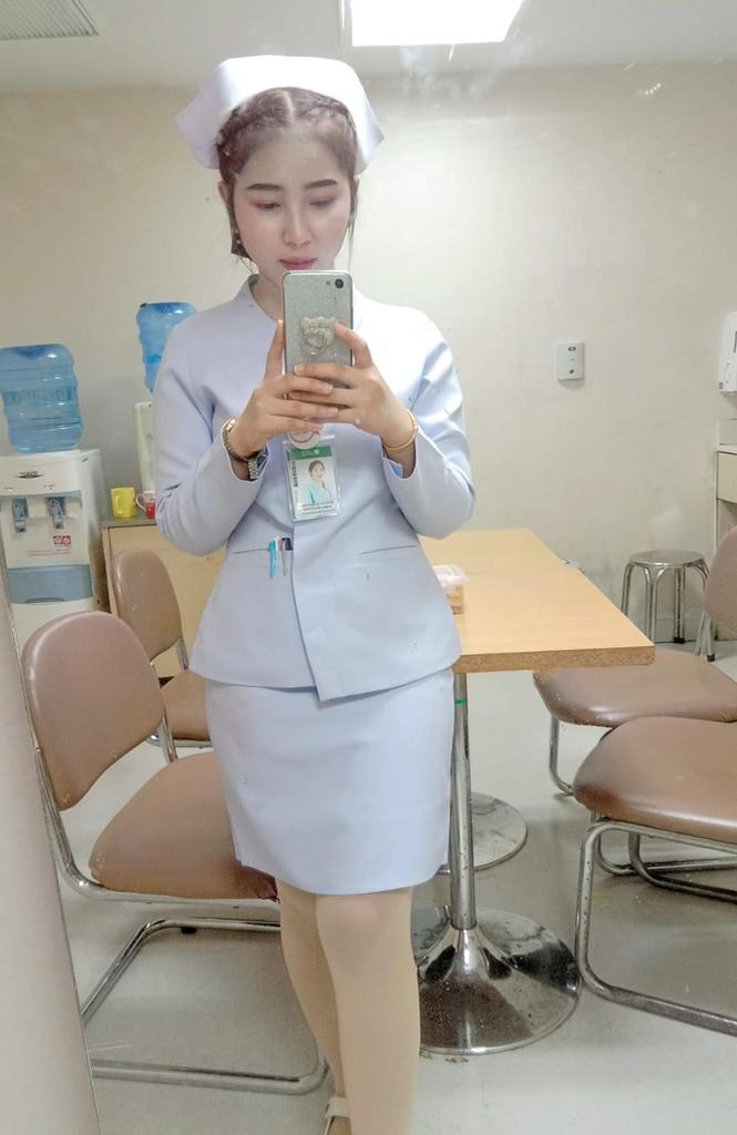 d1vTL4GmN63OGMv's tweet photo. สาวพยาบาลเงี่ยนจัดเย็ดกันเอง https://t.co/quvmstoMoV
