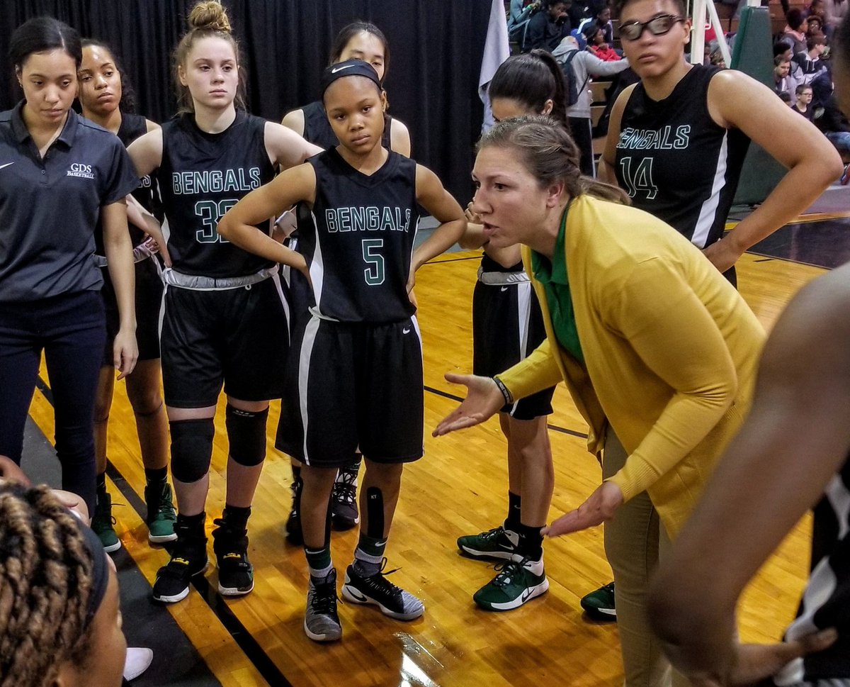 365whoops's tweet photo. π¨ #WSCSMLKCLASSIC π¨
#CGHR | #NCBALLERS
FINAL
@GdsHoops - 29
VS
@WinstonWbb - 58
#GDS
- 2021 - Je'Bria Fullwood - 9 Pts
- 2021 - Caroline Wyrick - 8 Pts (2-3-Ptrs)
#Winston
- 2021 - Kiandra Browne - 18 Pts
- 2021 - Noble Tsumas @nobletsumas - 9 Pts (3 -3-Ptrs)
#TheCarolinas https://t.co/Xi2mONfWXa