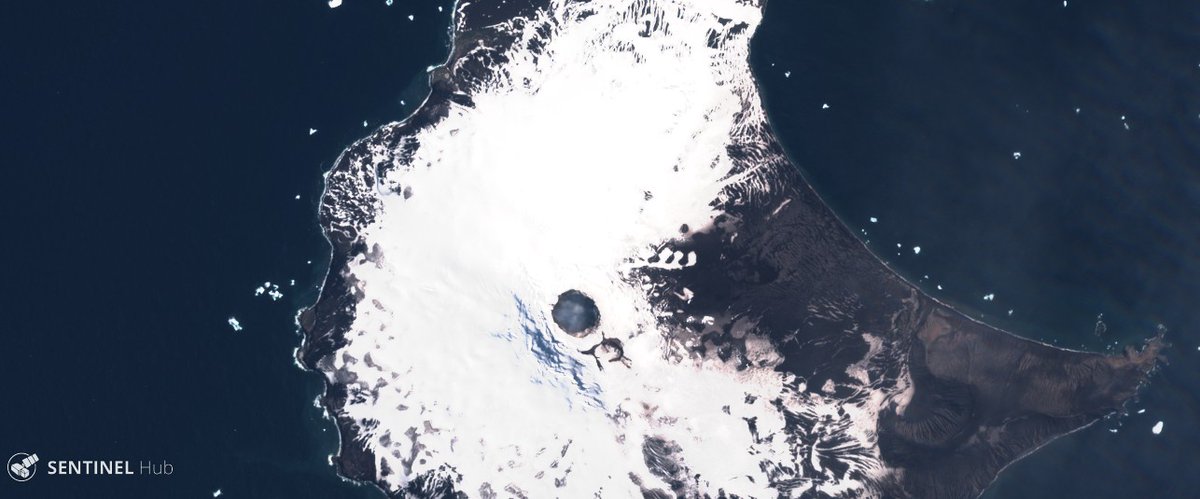 Wulkany1's tweet photo. Dawno nie używałem teledetekcji. No dobrze, zatem dwa wulkany 20-21 stycznia 2020 roku. #MountMichael #SouthSandwich oraz #Suwanosejima #Japonia #Japan #SentinelHub @sentinel_hub  W kraterach obu widoczne anomalie termiczne. https://t.co/fn49rYEBhS