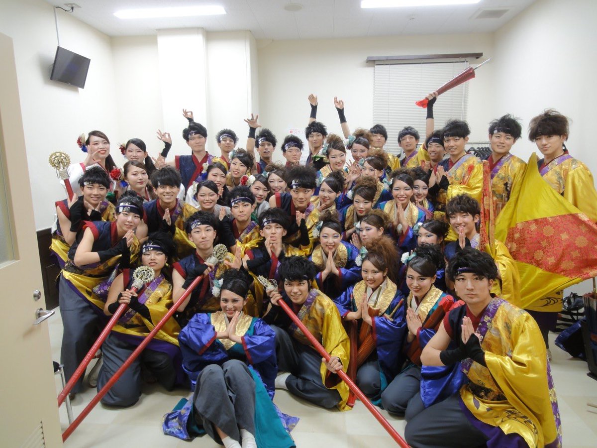 rano1226's tweet photo. 正式にはどまつりで夜宵を卒業してたんですけど、本当に本当に夜宵踊り納めてしまいました〜

最高に楽しいよさこい人生を
ありがとうございました😌💛

そんなことより夜宵の公演来てくれた人たちのツイート見ると、顔はめパネル変顔選手権でもやってるのかなってくらい変顔率高めでおもろい https://t.co/p8ANQFnKNr