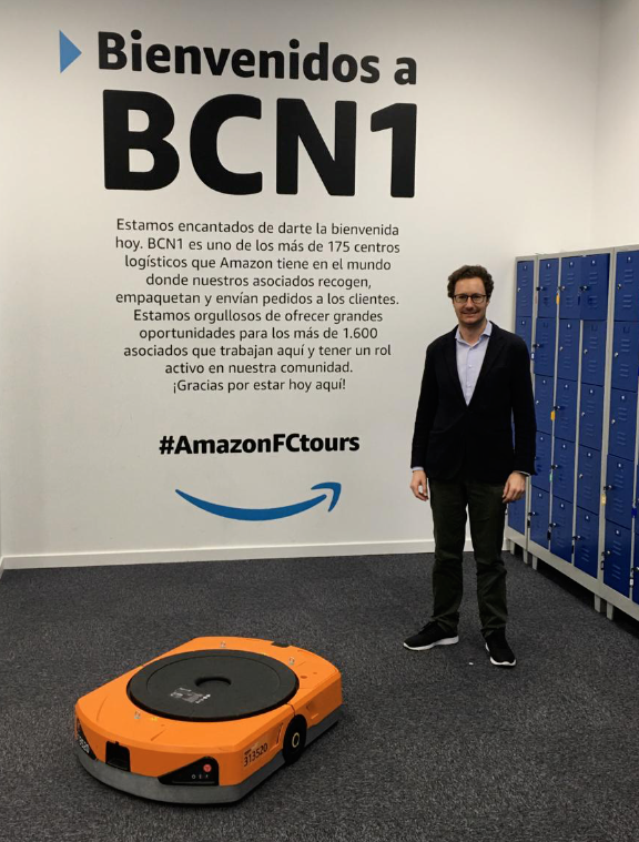 DIGIOnews's tweet photo. Hoy hemos estado visitando las instalaciones de @amazon y hemos aprendido mucho sobre #operaciones #SeguimosCreciendo #amazonfctours #TheAmazonExperience @AmazonNewsES https://t.co/ZK7h0FAmI8