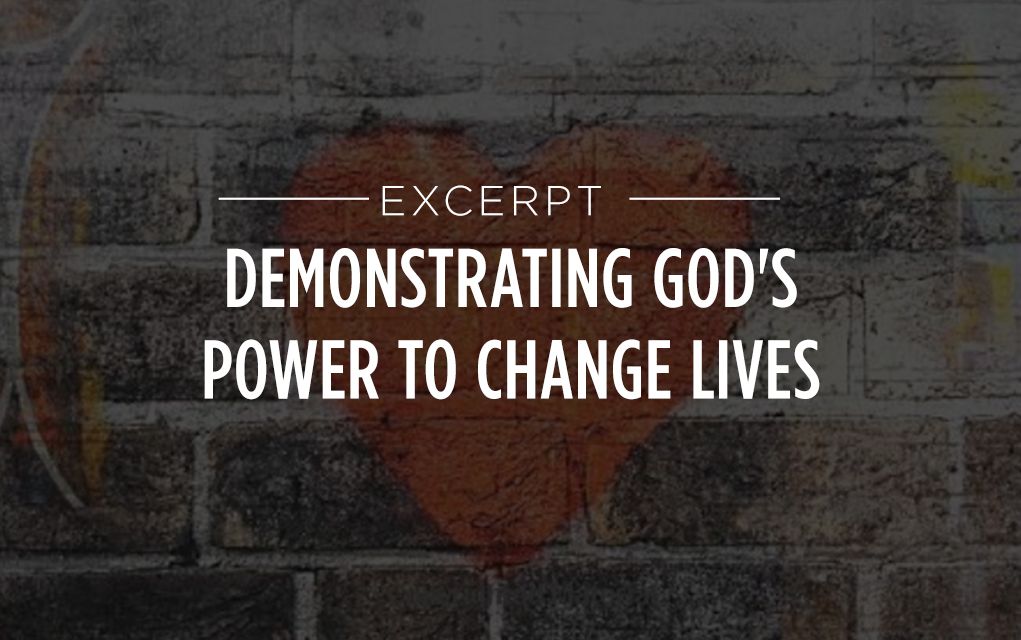 OutreachMag's tweet photo. "Helping people overcome substance abuse and other forms of addiction might be one of the most powerful ways you could love your community and demonstrate the bright light of Christ’s redeeming grace."
https://t.co/RIy1Skpox9
#StephenViars #LovingYourCommunity @ReadBakerBooks https://t.co/n3lCESqgUI