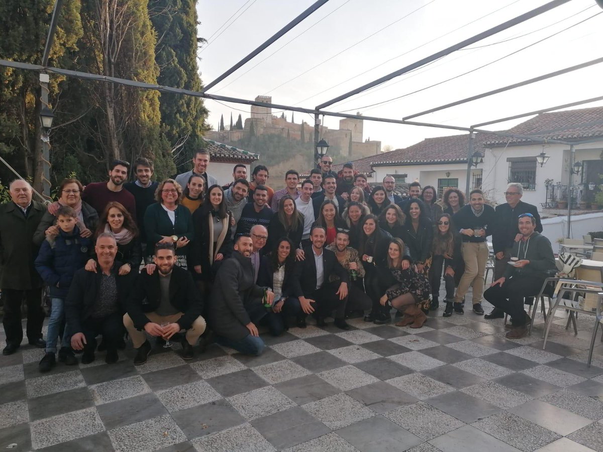 La defensa de mi tesis doctoral. Un día inolvidable con mi familia, amigos y compañero. Gracias por hacerlo posible!
