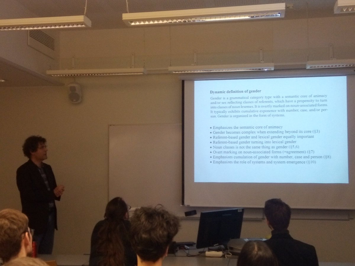 Bernhard Wälchli presenting a new definition for grammatical gender in the book launch event for Grammatical Gender and Linguistic Complexity. langsci-press.org/catalog/book/2… <a href="/helsinkiuni/">University of Helsinki</a> <a href="/LangSciPress/">@langscipress@openbiblio.social</a> <a href="/GramAdapt/">GramAdapt</a>