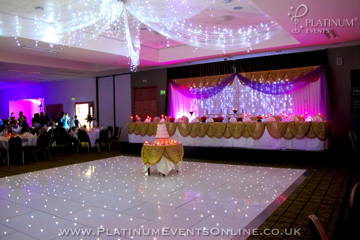 platinumevents5's tweet photo. Our unique head table designs will make sure you stand out on your special day! Check out the head table we did at the Leicester Tigers ground! For more, contact us on info@platinumeventsonline.co.uk or 07971 309200 #platinumevents #headtable #weddinginspiration #leicestertigers https://t.co/IbXhoYUVf2