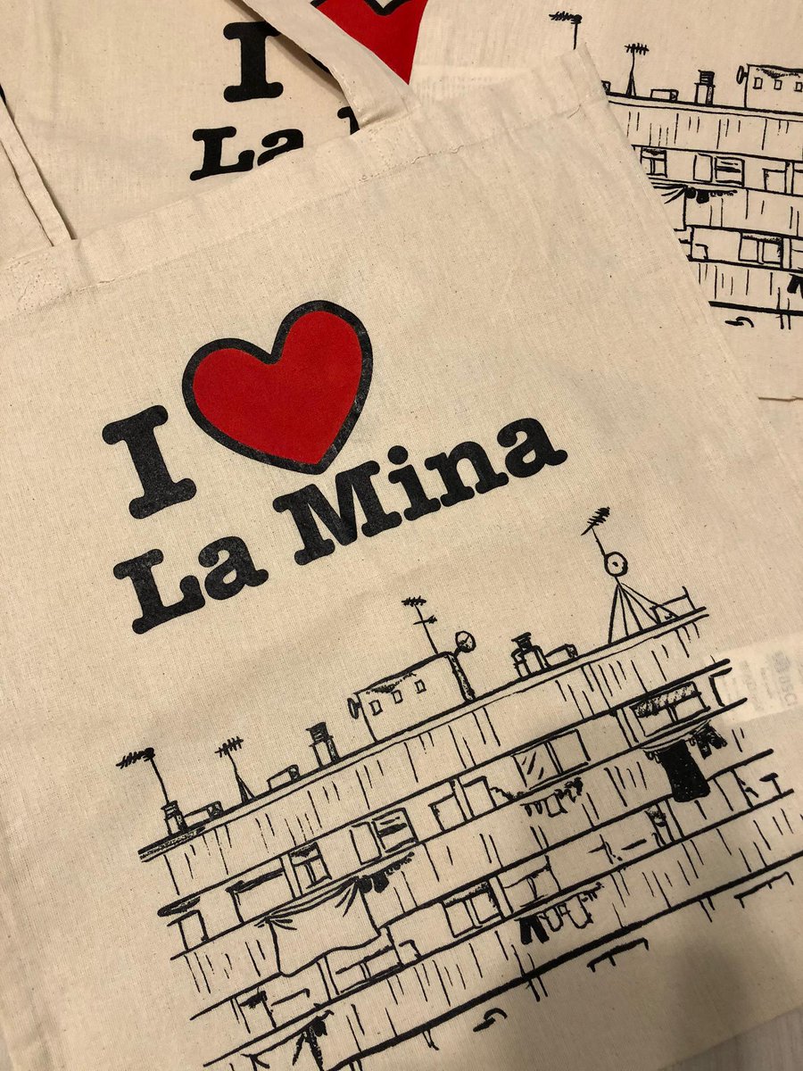 objetivovenus's tweet photo. #GoteoxVenus ja compta amb més de 350 cofinançadores i de 600 seguidores a les xarxes socials 😍

Heu regalat #ObjectiuVenus amb les bosses #ILoveLaMina i hem sentit el vostre caliu a cada acte i a la festa on vam celebrar que havíem superat la primera ronda de @goteofunding 💧 https://t.co/mZh69j1yQ4