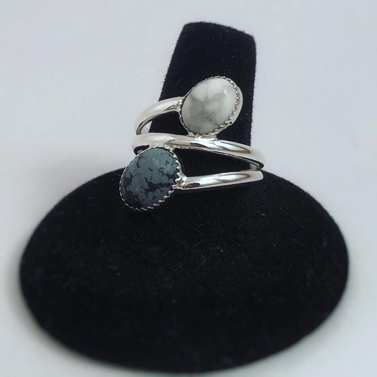 adams_jewelry_'s tweet photo. GIVEAWAY TIME 
To celebrate the launch of my page I’m giving away a custom made ring by you! 
Must: RT this tweet 
Be following me @adams_jewlery 

Winner will be chosen in one week and we can start working on designing your own fine silver ring! https://t.co/ABm4Dn8ngf
