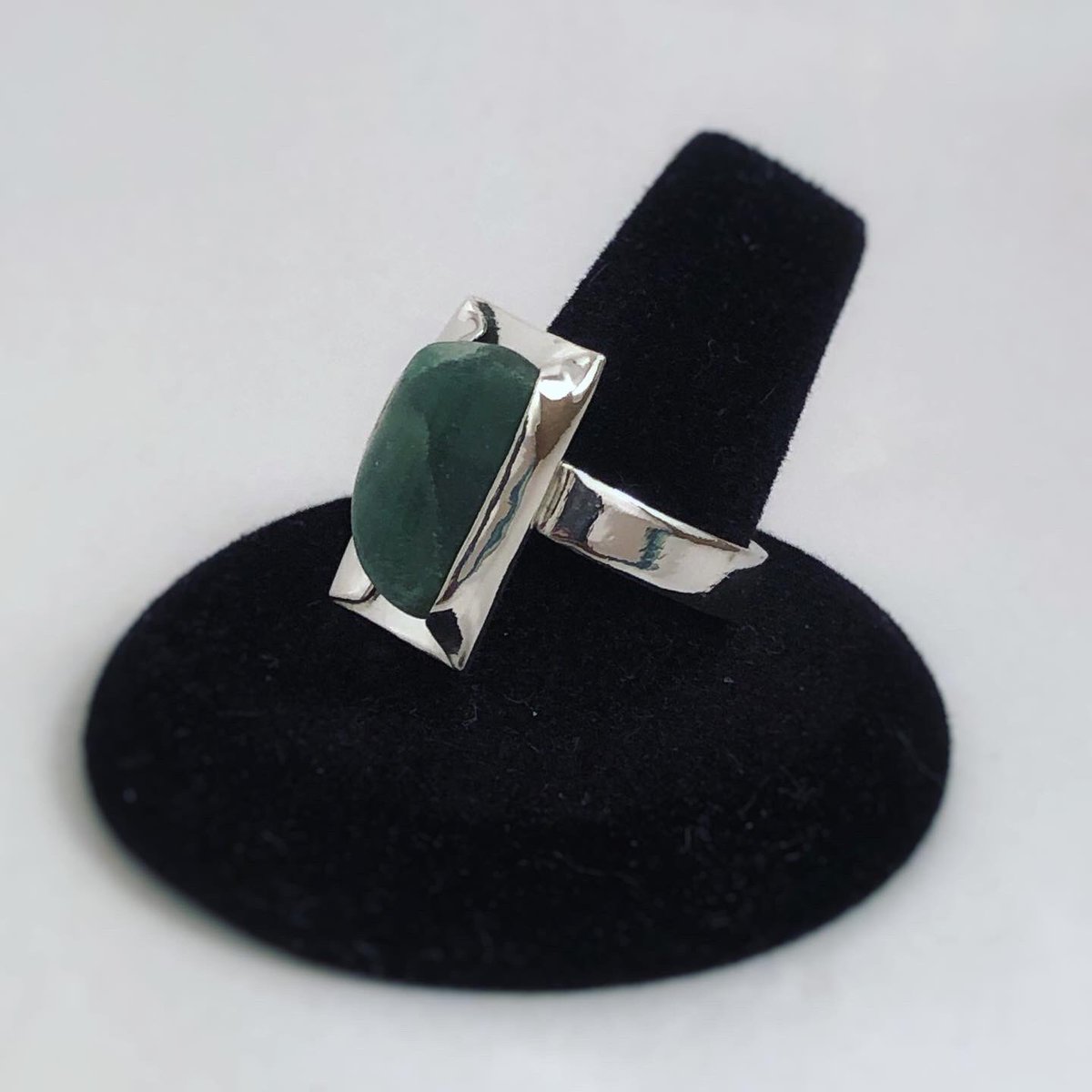 adams_jewelry_'s tweet photo. GIVEAWAY TIME 
To celebrate the launch of my page I’m giving away a custom made ring by you! 
Must: RT this tweet 
Be following me @adams_jewlery 

Winner will be chosen in one week and we can start working on designing your own fine silver ring! https://t.co/ABm4Dn8ngf