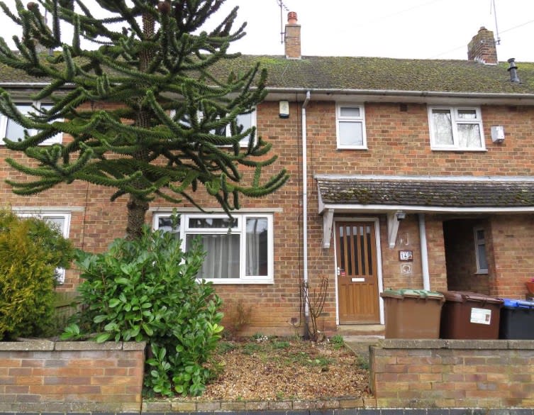 mustbesold's tweet image. ***NEW PROPERTY ALERT - TOWNSEND ROAD, NN6 9QU - £210,000***

Terraced property requiring modernisation but offered for sale chain free &amp;amp; situated in the popular village of Walgrave. 

rightmove.co.uk/property-for-s…